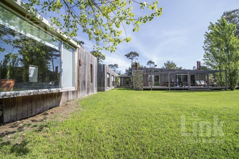 Casa en venta en La Arbolada